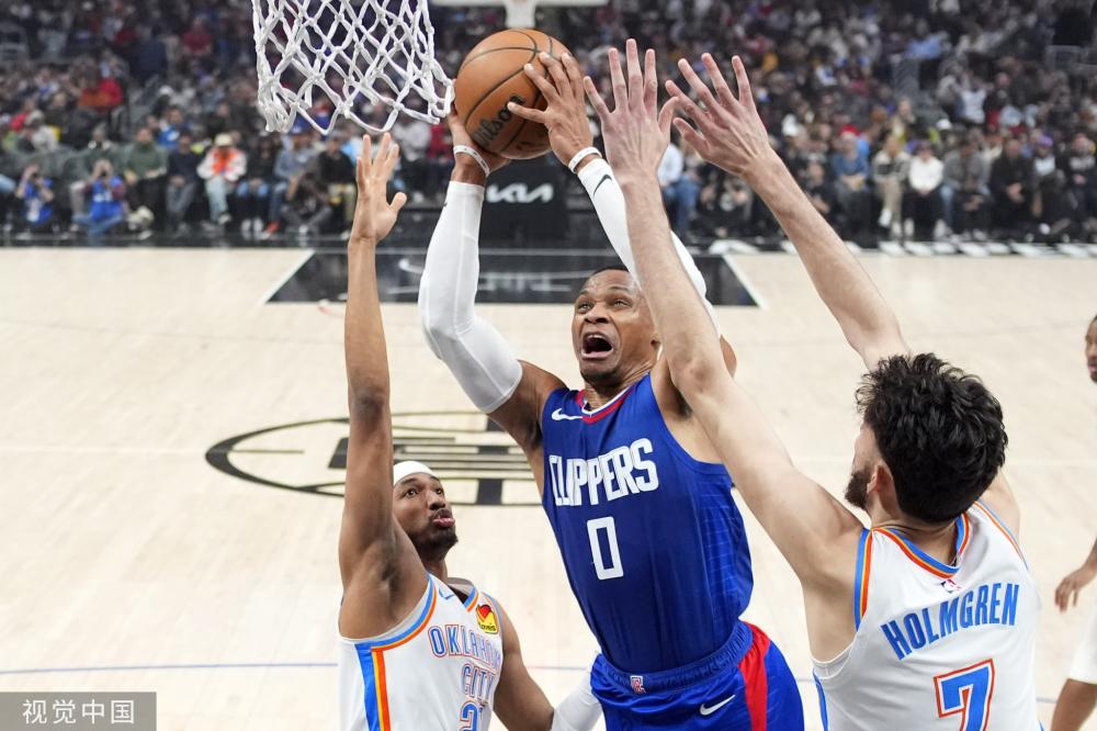 了无数观众 了无数观众